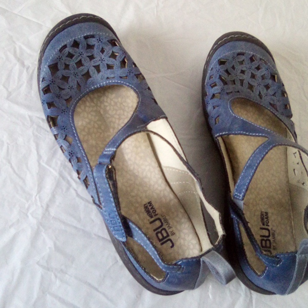 JBU Elegant Blue Women's Sandals MEMORY FOAM SIZE 9.5